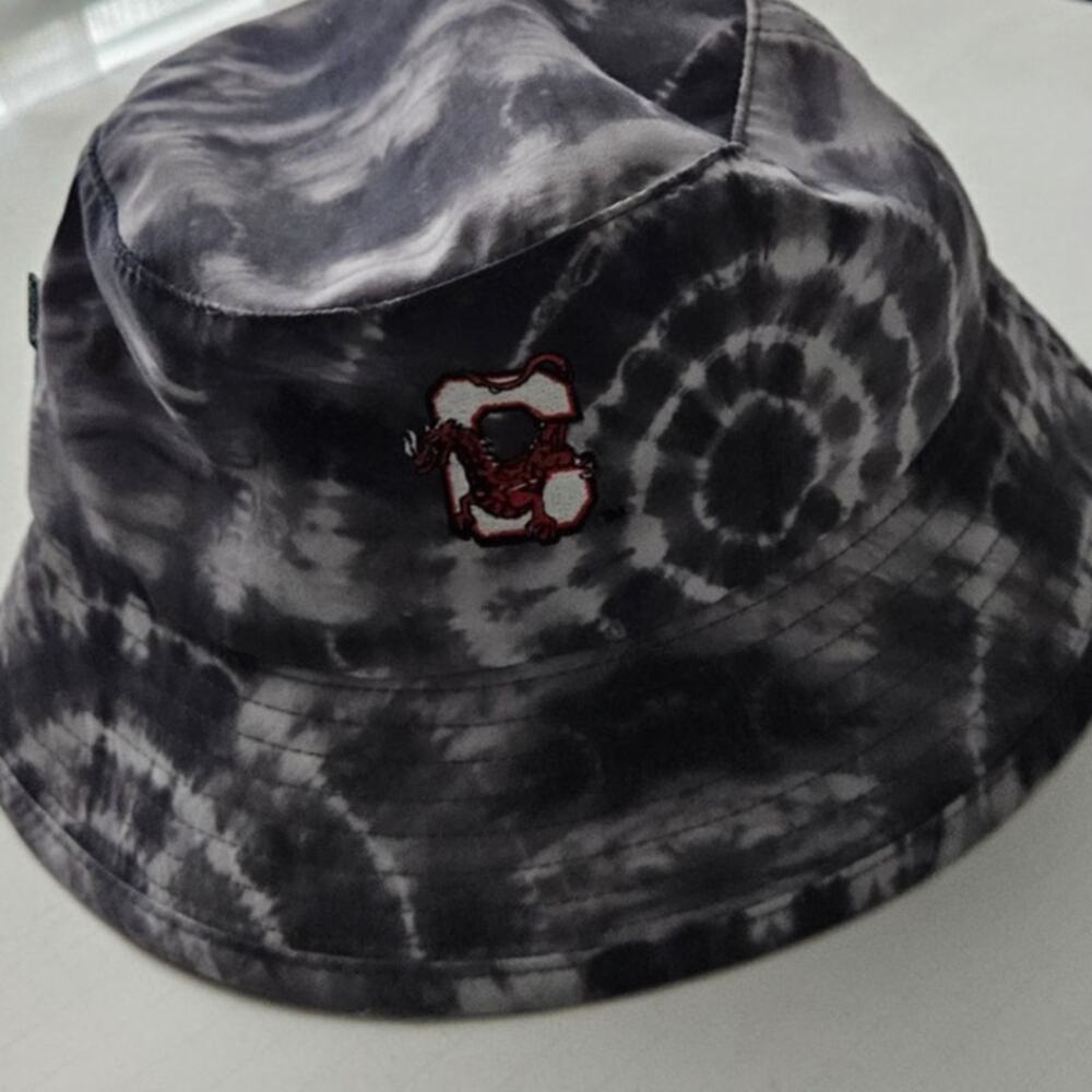 SUNY Cortland Red Dragons Black Tie Dye Bucket Hat Adult OSFM